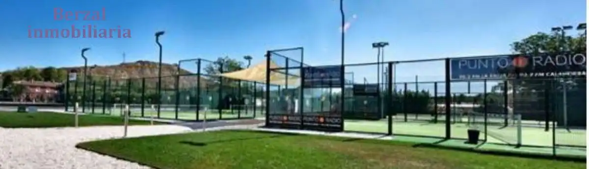 Vista exterior de Casa o chalet en venta en  Logroño con Aire acondicionado, Calefacción y Jardín privado