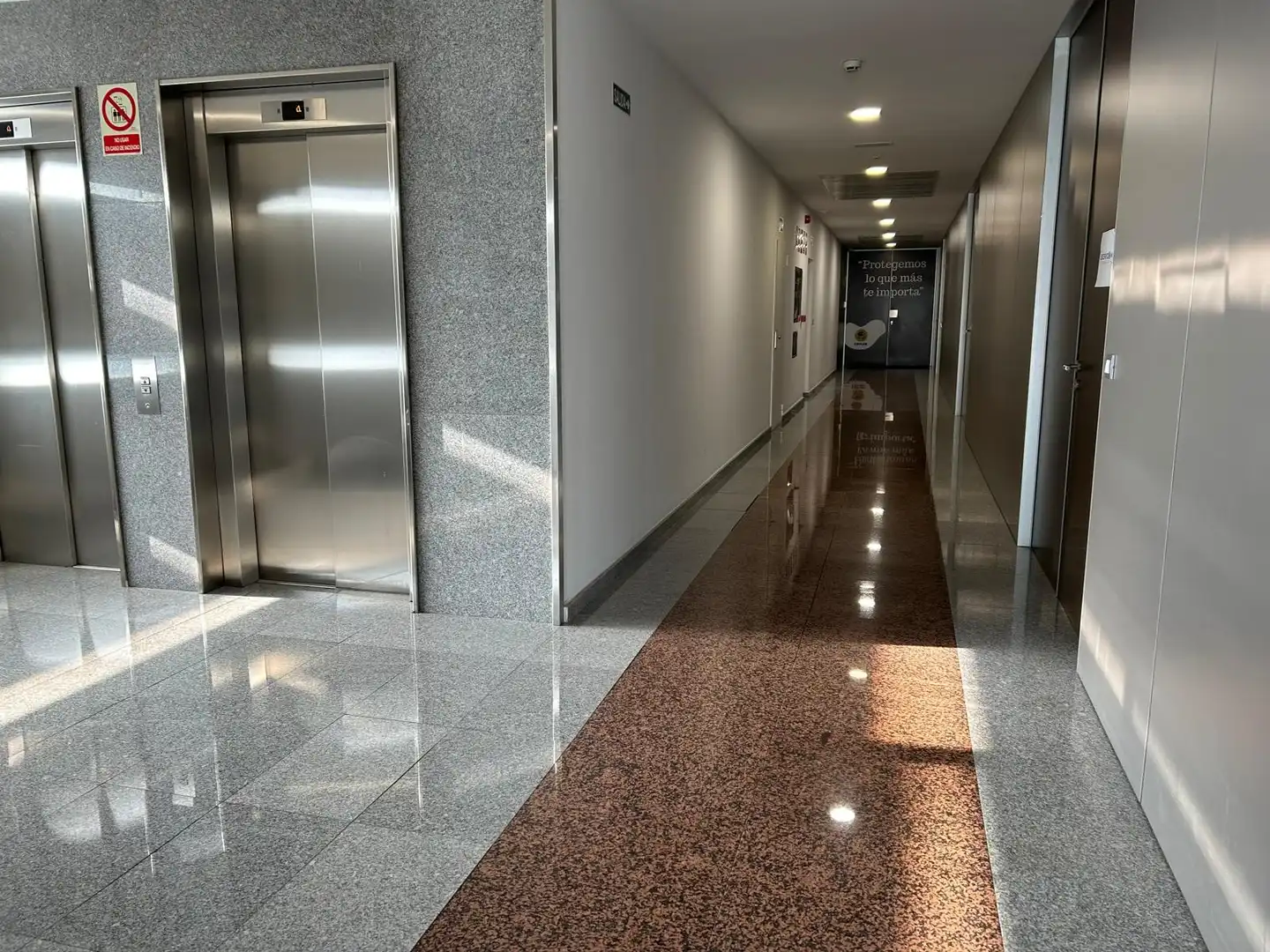 Gewerbefläche zum Verkauf in Calle Osca, imagen 6