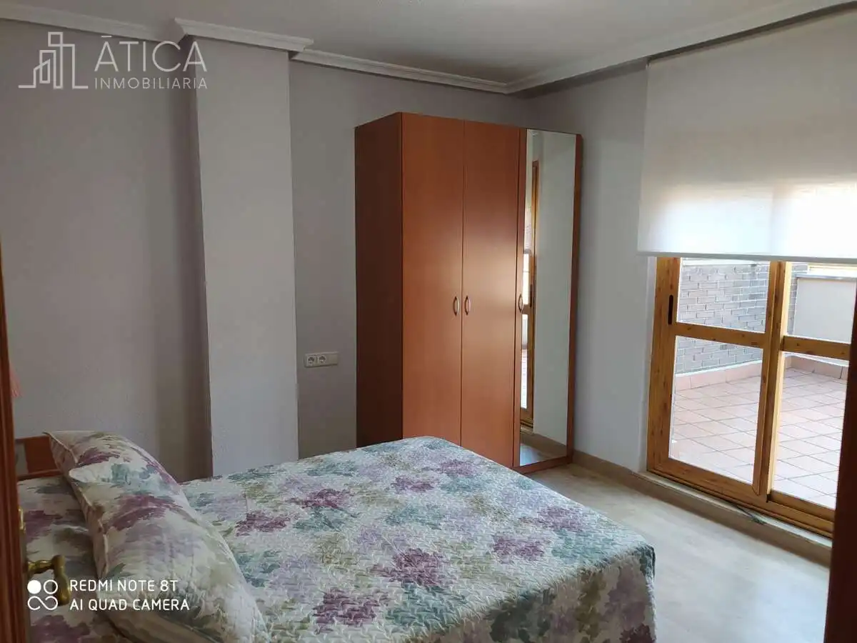 Àtic amb ascensor de lloguer a San Bernardo - Carmelitas - Campus, imagen 8