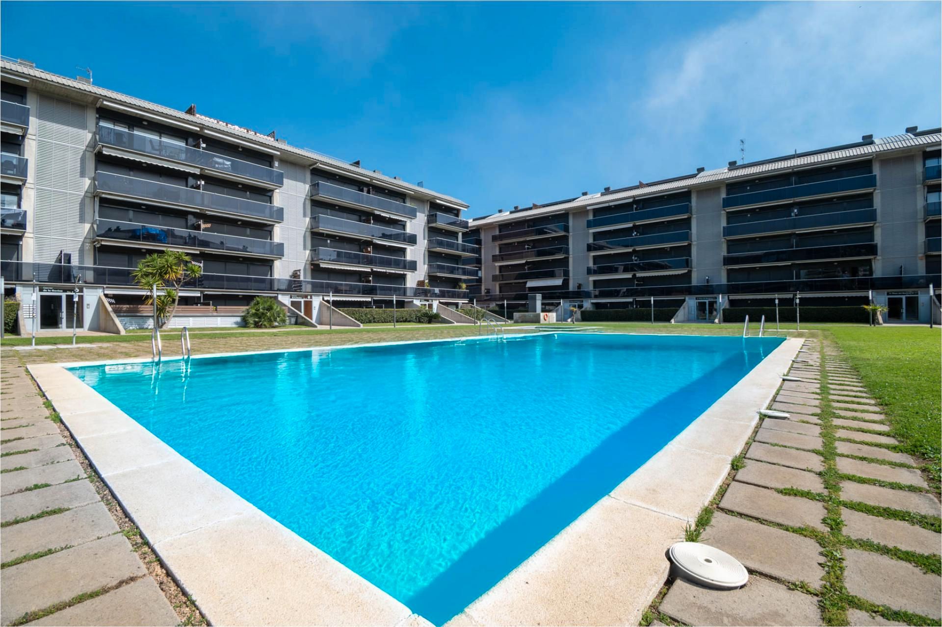 Piscina de Apartamento en venta en Calonge i Sant Antoni con Aire acondicionado, Calefacción y Parquet