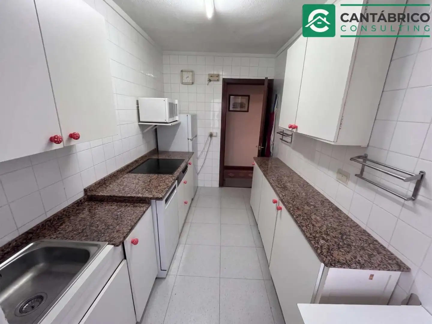Kitchen of Flat for sale in Gijón   with Heating, Parquet flooring and Furnished