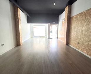 Premises to rent in La Roda  with Air Conditioner