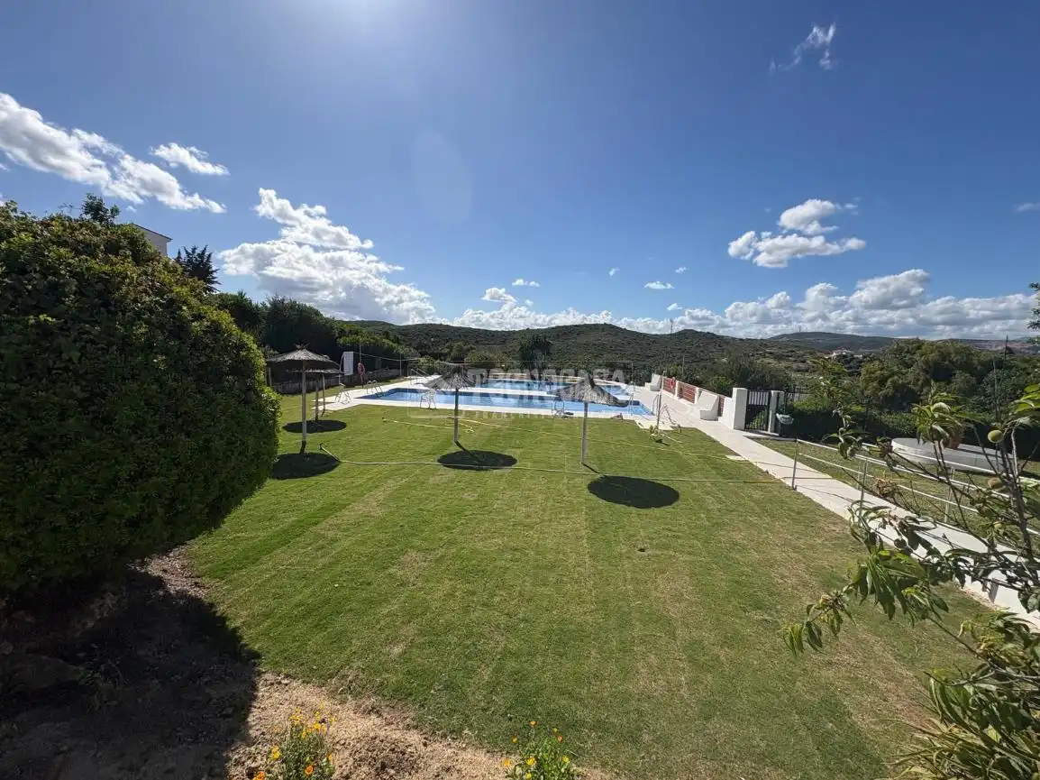 Swimming pool of Residential for sale in Manilva