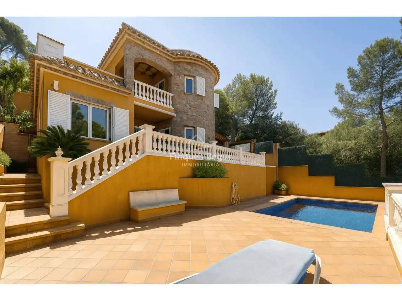Detached house with pool for sale in Calle Miquel de Palol, imagen 2