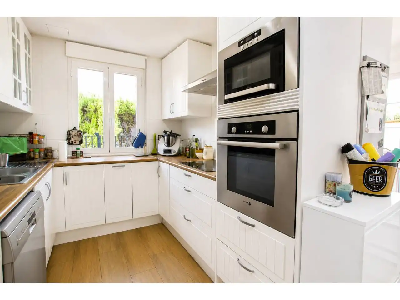 Kitchen of Houses for sale in Cabanillas del Campo  with Private garden, Terrace and Swimming Pool
