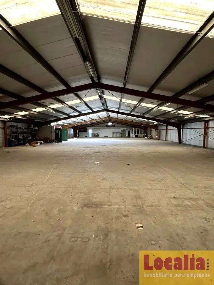 Industrial buildings for rent in Los Corrales de Buelna 