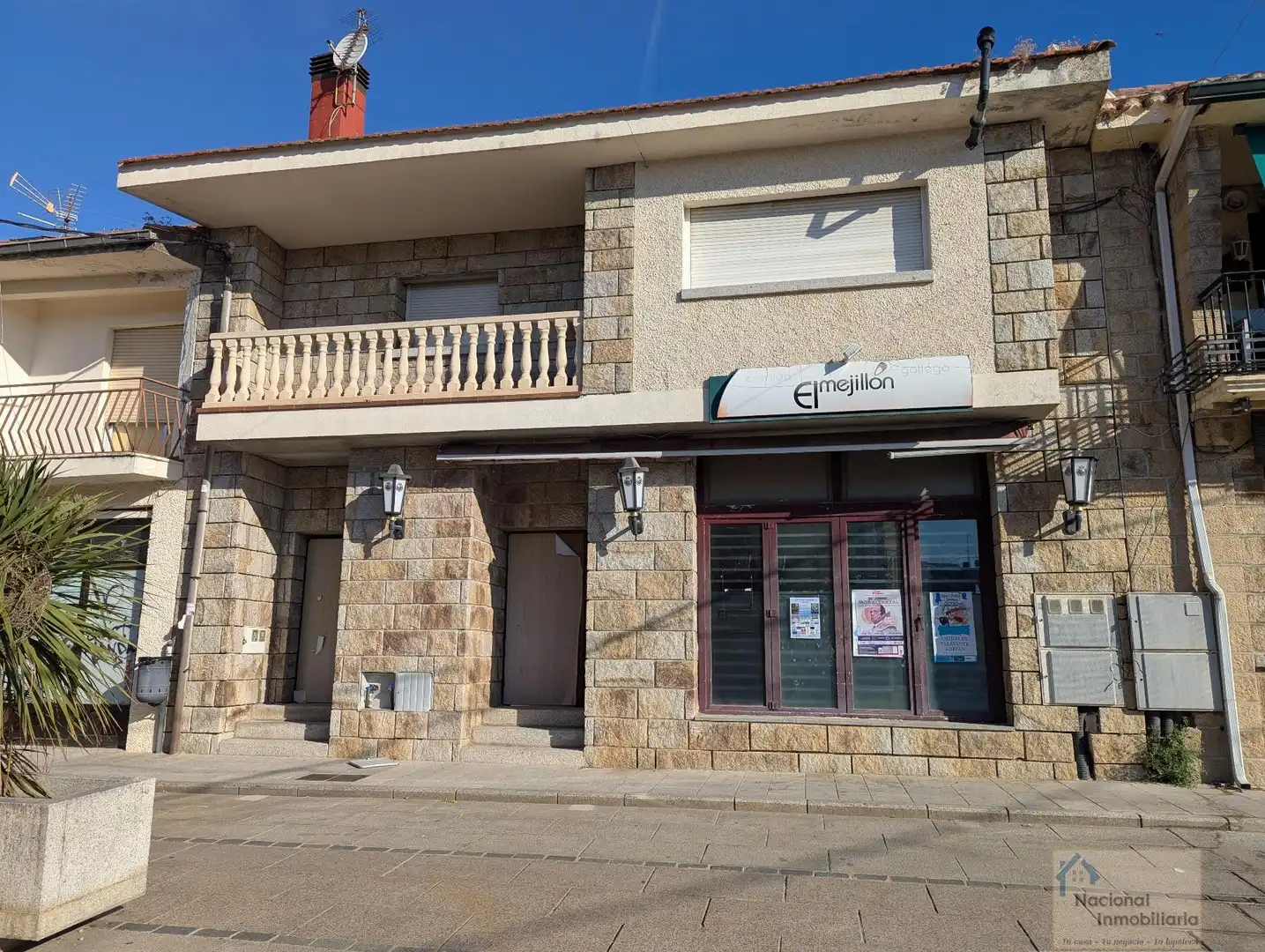 Vista exterior de Casa o xalet en venda en Los Molinos amb Terrassa, Traster i Alarma