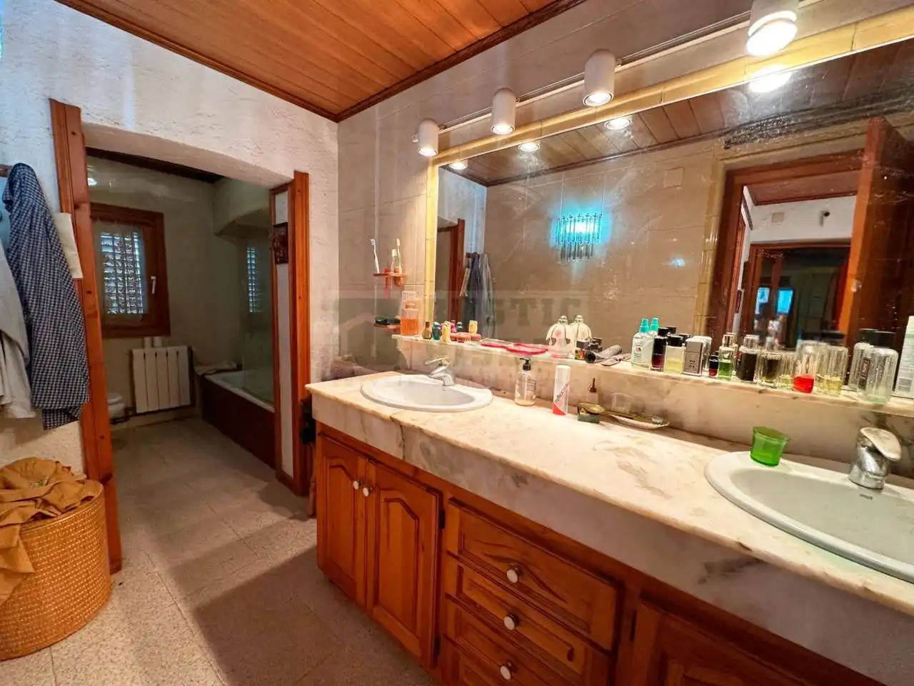 Bathroom of Houses for sale in La Bisbal d'Empordà  with Heating, Private garden and Terrace