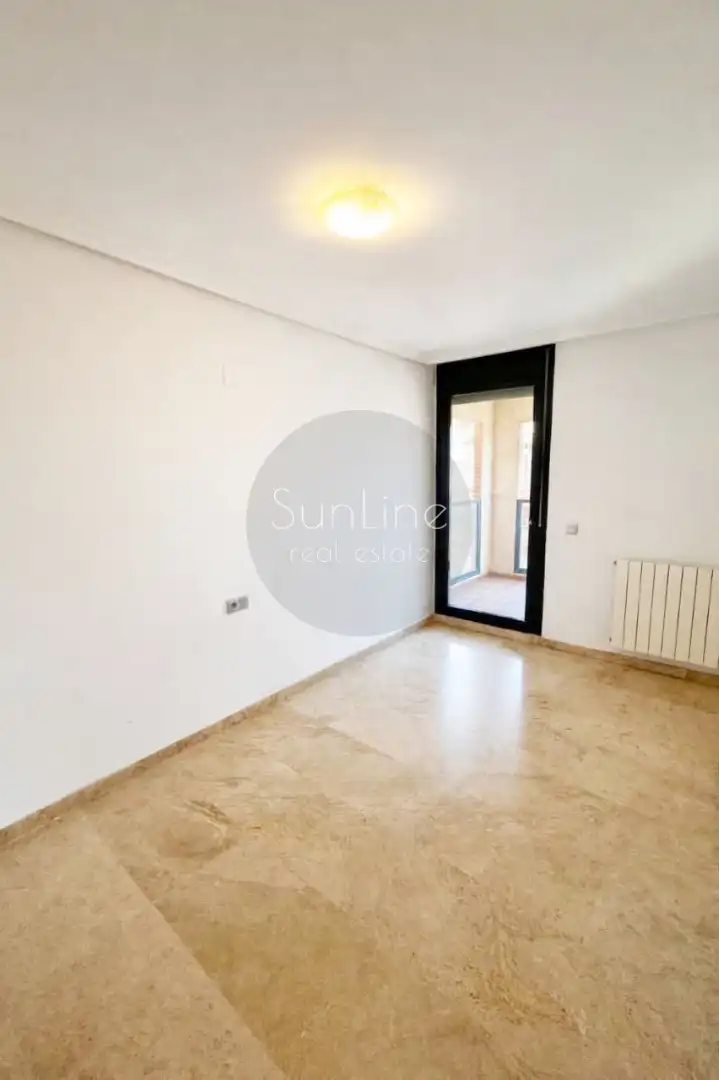 Bedroom of Flat for rent in Valencia  with Air Conditioner, Terrace and Storage room