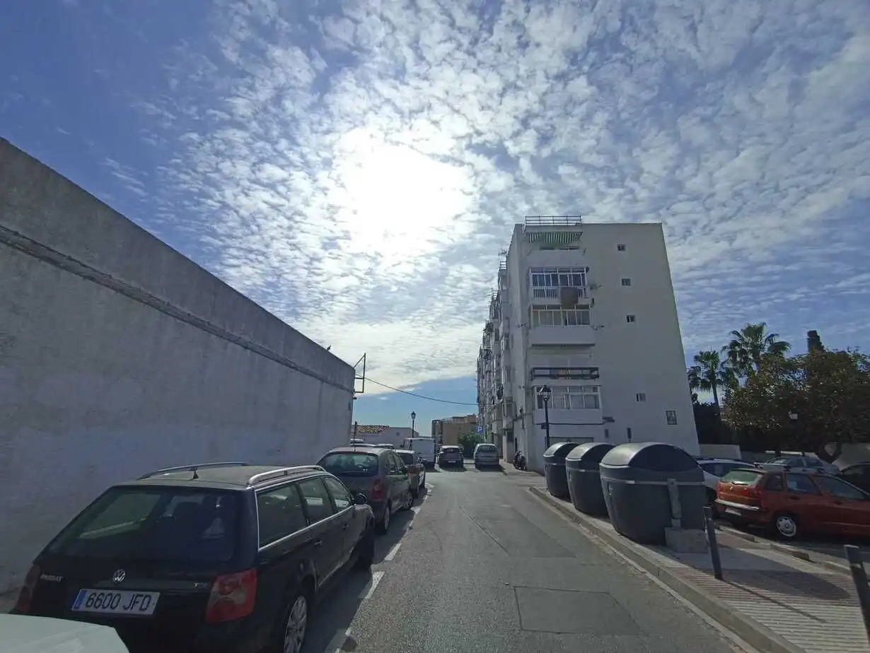 Vista exterior de Piso en venta en Marbella con Calefacción y Terraza