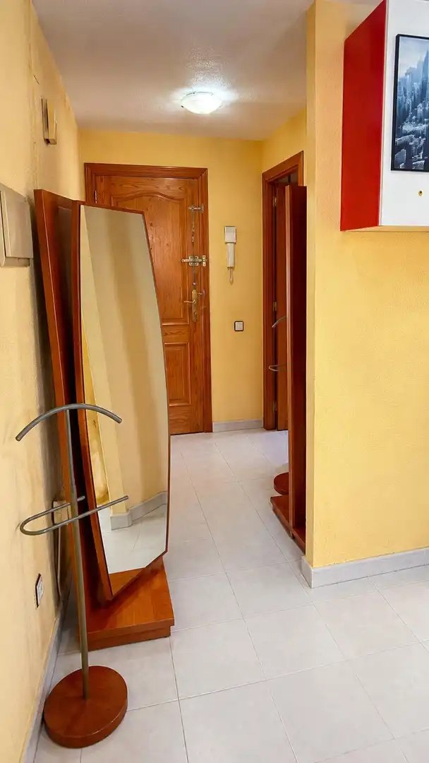 Estudio en venta en Torrevieja con Terraza y Piscina comunitaria