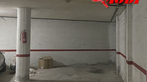 GRAN COCHERA CON  51 M2 CONSTRUIDOS Y 23,95 M2 ÚTILES   son dos cocheras en realidad  Si no tienes donde meter tu coche , moto, bi