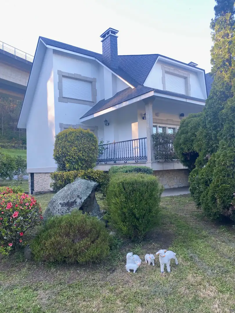 Vista exterior de Casa o chalet en venta en Dodro con Calefacción, Jardín privado y Parquet