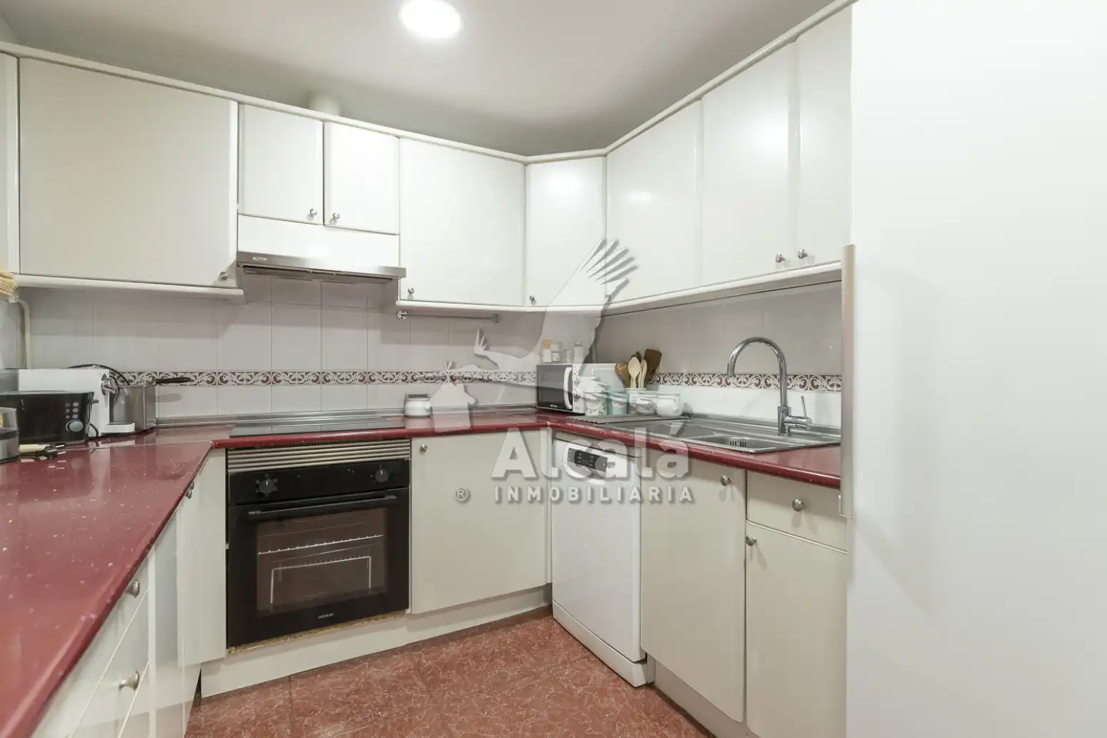Kitchen of Flat for sale in Alcalá de Henares  with Air Conditioner, Heating and Private garden