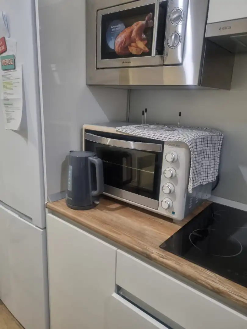 Kitchen of Flat for rent in Madrid  with Air Conditioner, Heating and Parquet flooring