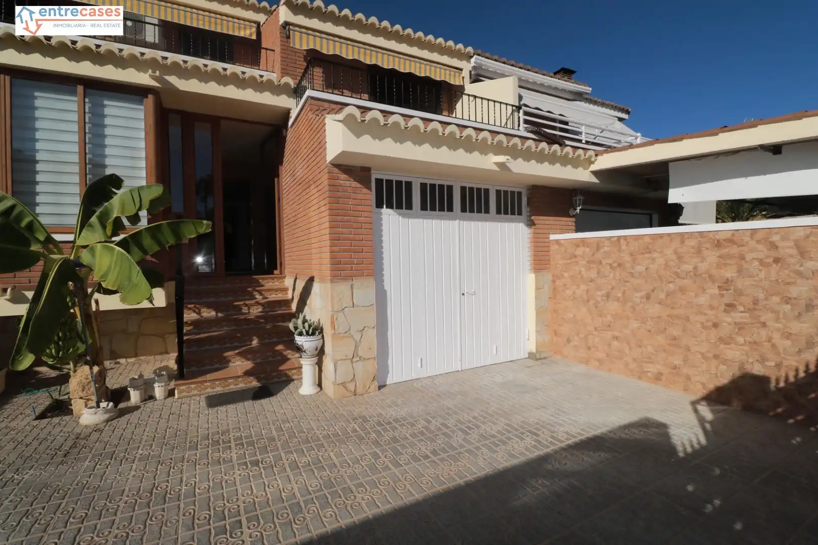 Exterior view of Houses for sale in Sagunto / Sagunt  with Air Conditioner, Private garden and Terrace