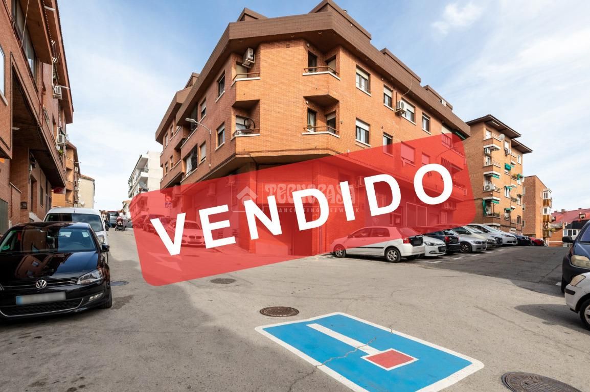 Vista exterior de Pis en venda en Las Rozas de Madrid amb Aire condicionat, Calefacció i Balcó