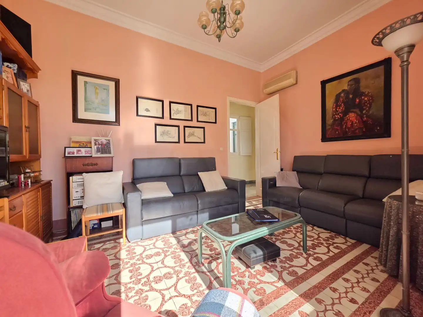 Sala d'estar de Casa o xalet en venda en Málaga amb Aire condicionat, Calefacció i Terrassa
