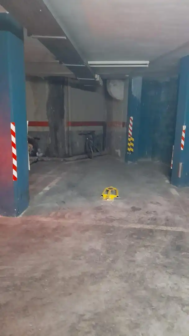 Parkplatz von Garage zum Verkauf in Barcelona
