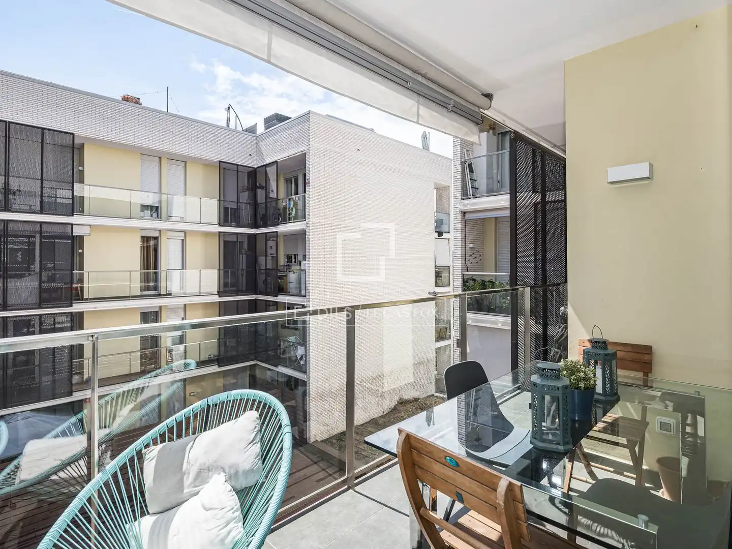 Terrasse von Wohnung zum Verkauf in Sant Cugat del Vallès mit Klimaanlage, Terrasse und Schwimmbad