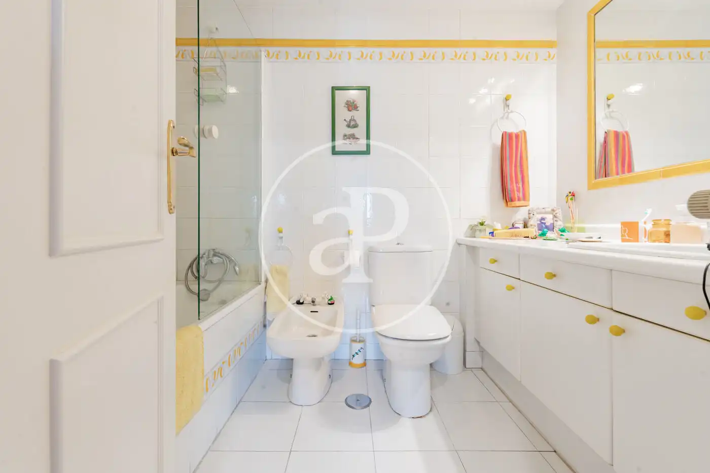 Bathroom of Detached homes for sale in Madrid  with Air Conditioner, Heating and Private garden