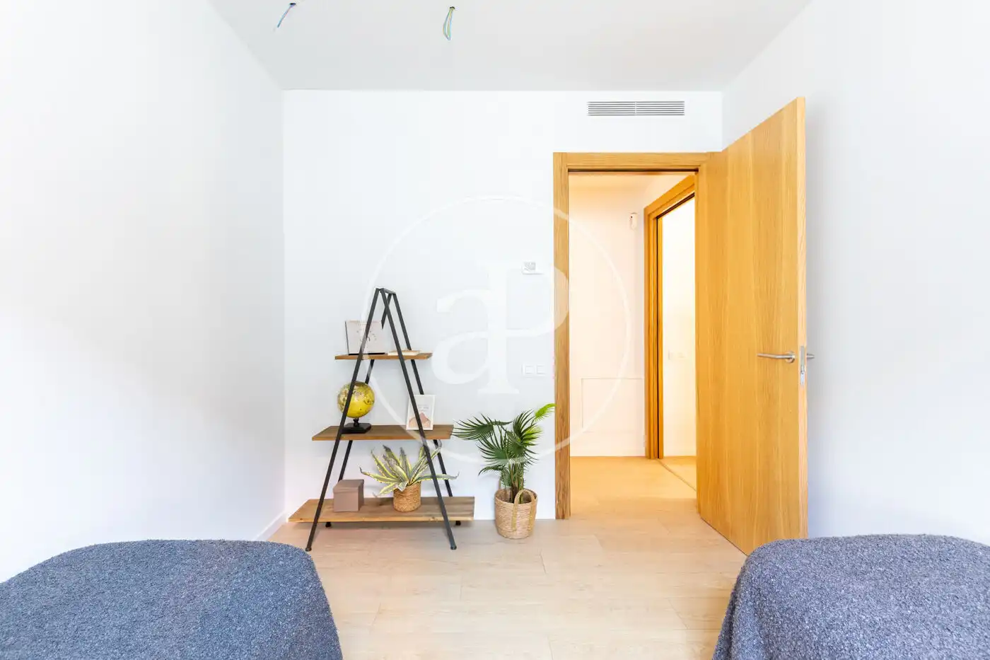 Wohnung zum Verkauf in Sant Cugat del Vallès mit Klimaanlage, Heizung und Privatgarten
