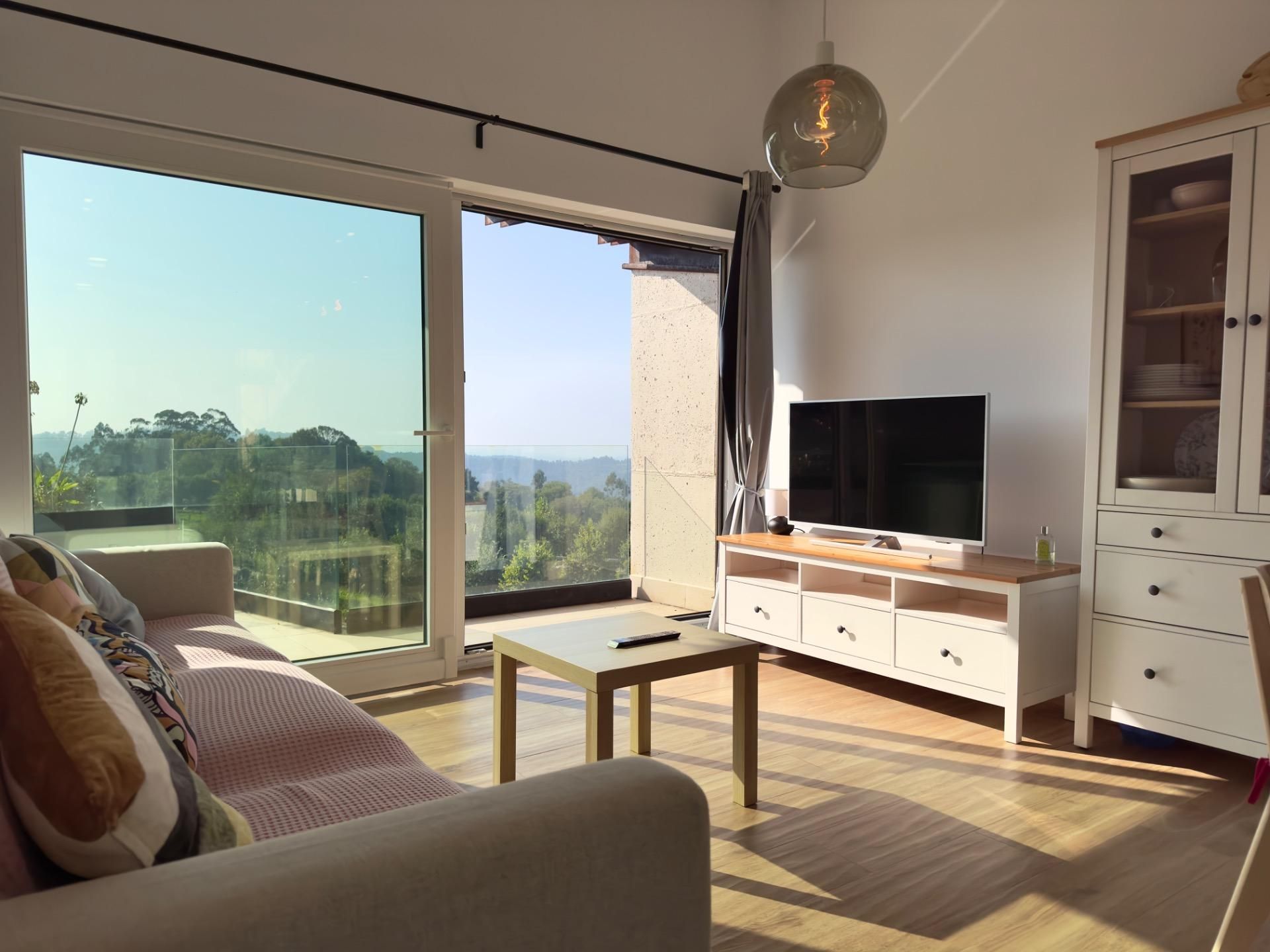 Sala d'estar de Apartament en venda en Udías amb Calefacció i Terrassa
