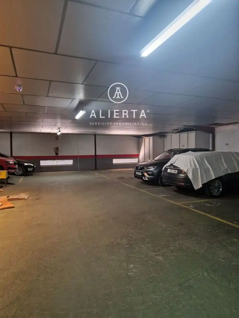 Garaje en venta en Polígono Argualas, Casablanca