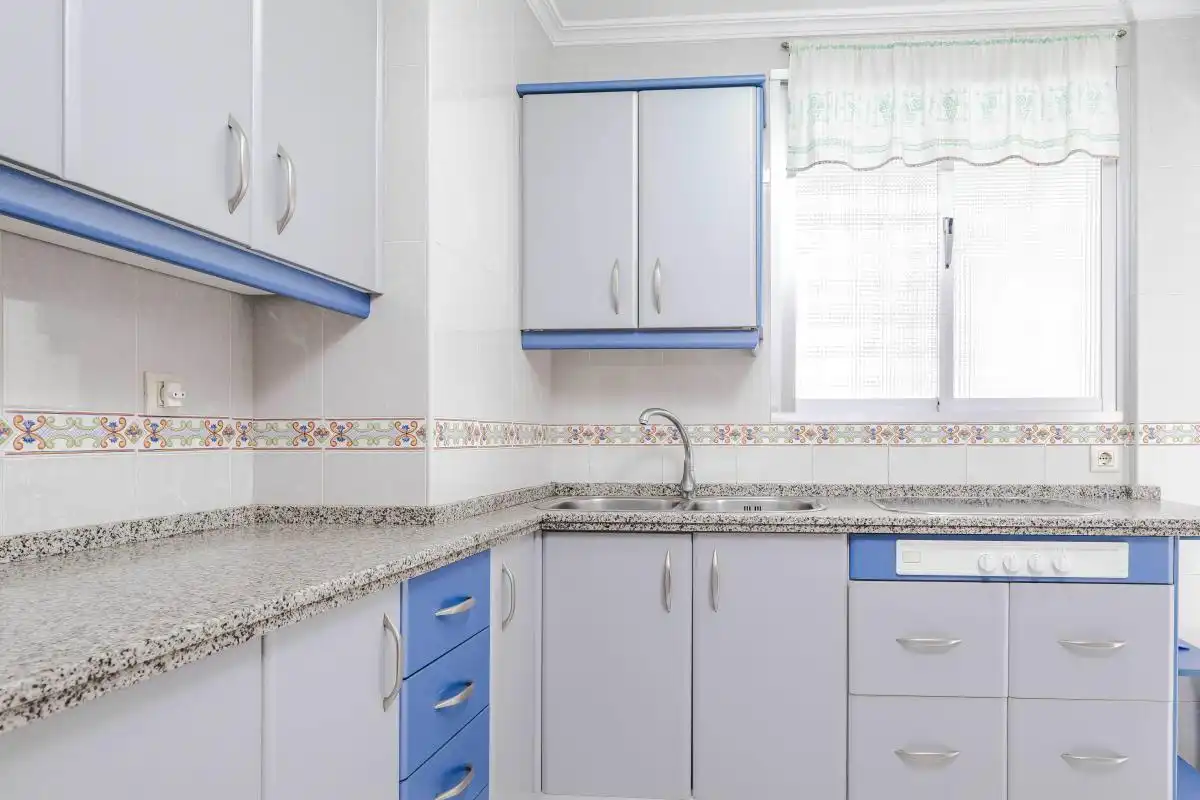 Kitchen of Flat for sale in Sevilla  with Air Conditioner, Heating and Private garden