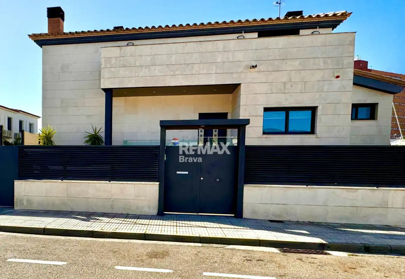 Detached house with pool for sale in Calle Cap de la Gola, imagen 52