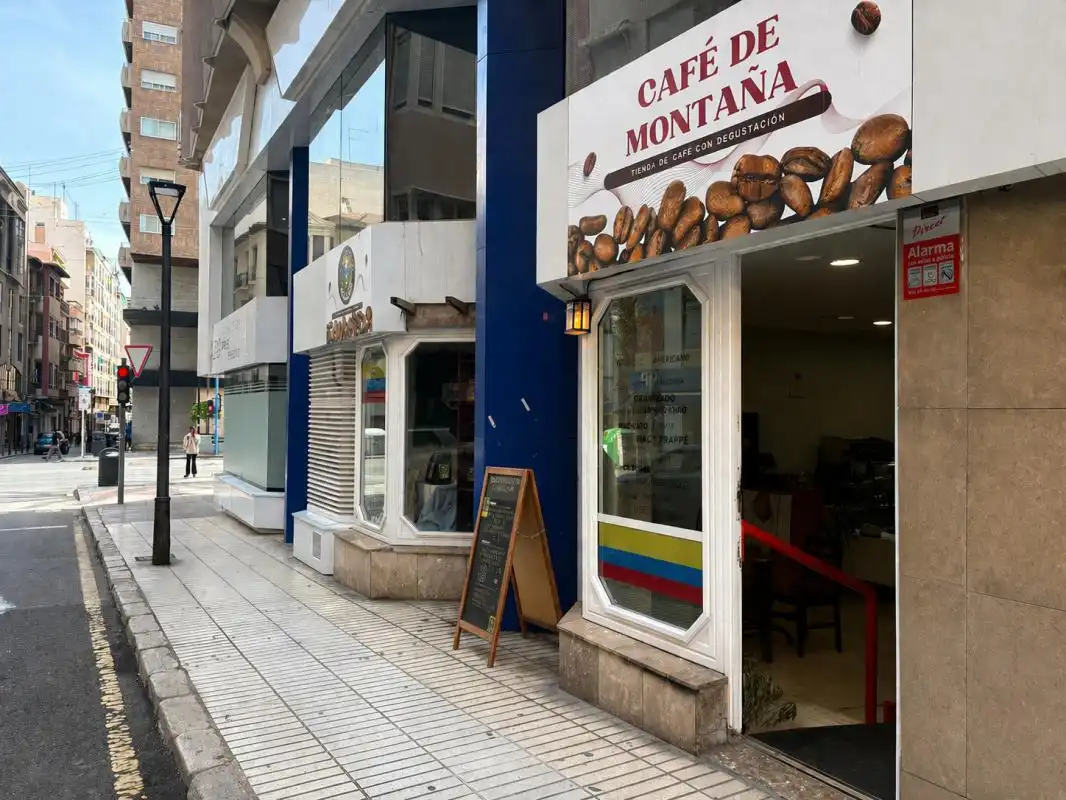 Local en venta en Alicante / Alacant con Calefacción