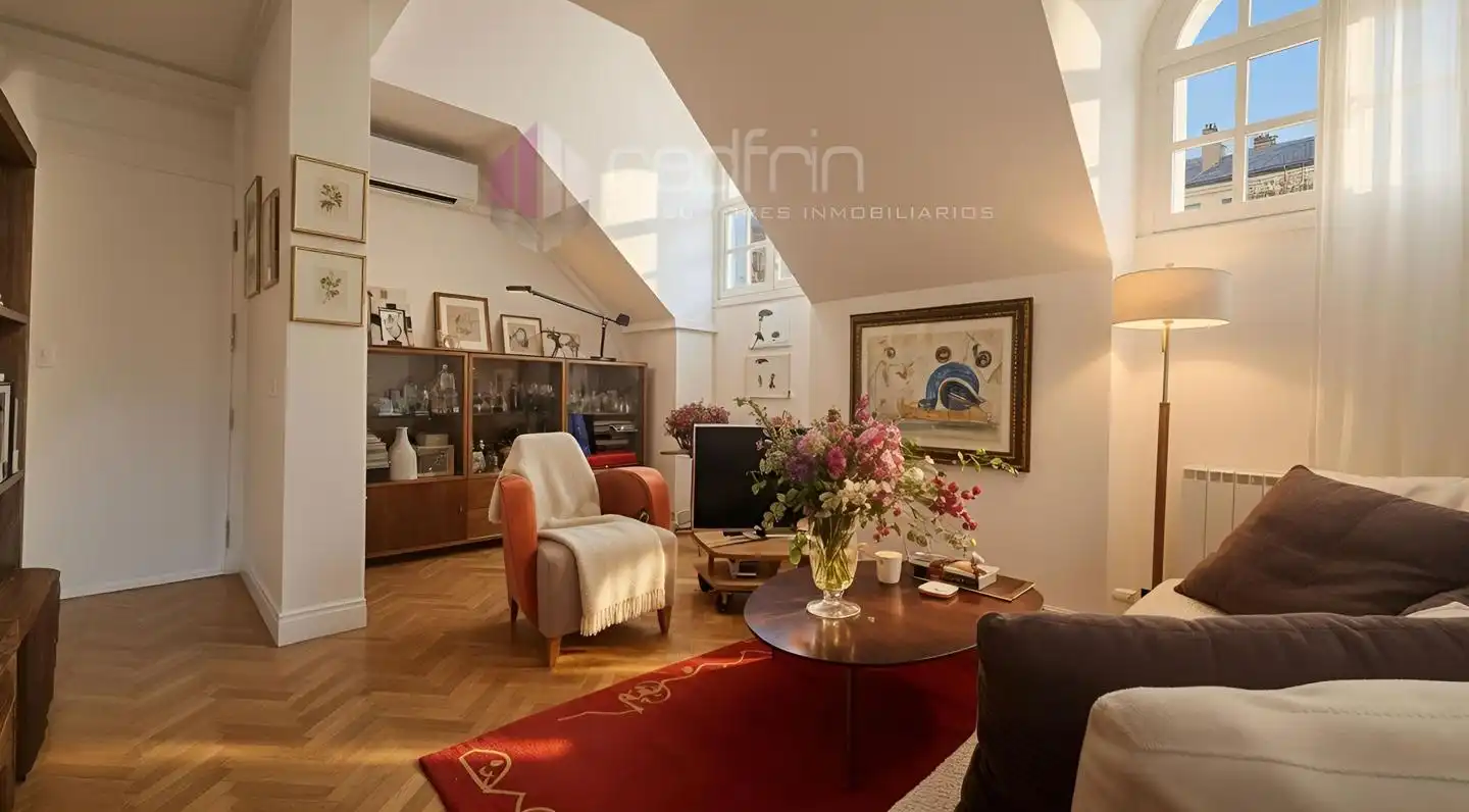 Piso en venta en Calle de Jordán, imagen 3