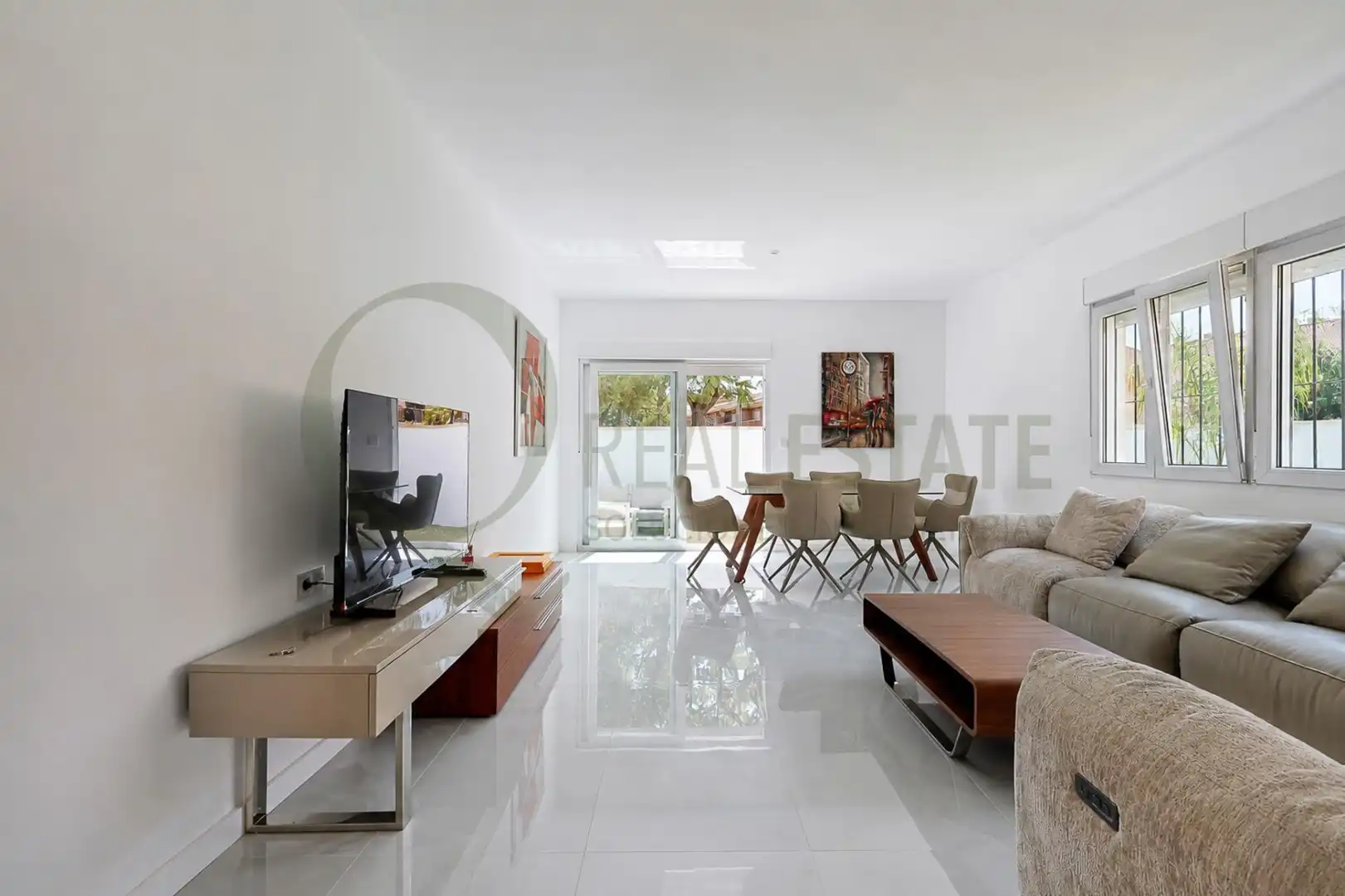 Sala d'estar de Casa o xalet en venda en Sant Joan d'Alacant amb Aire condicionat, Jardí privat i Piscina