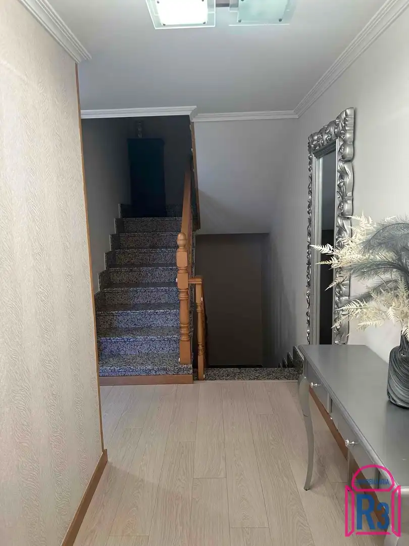Casa adosada en venda en San Andrés del Rabanedo amb Calefacció, Jardí privat i Traster