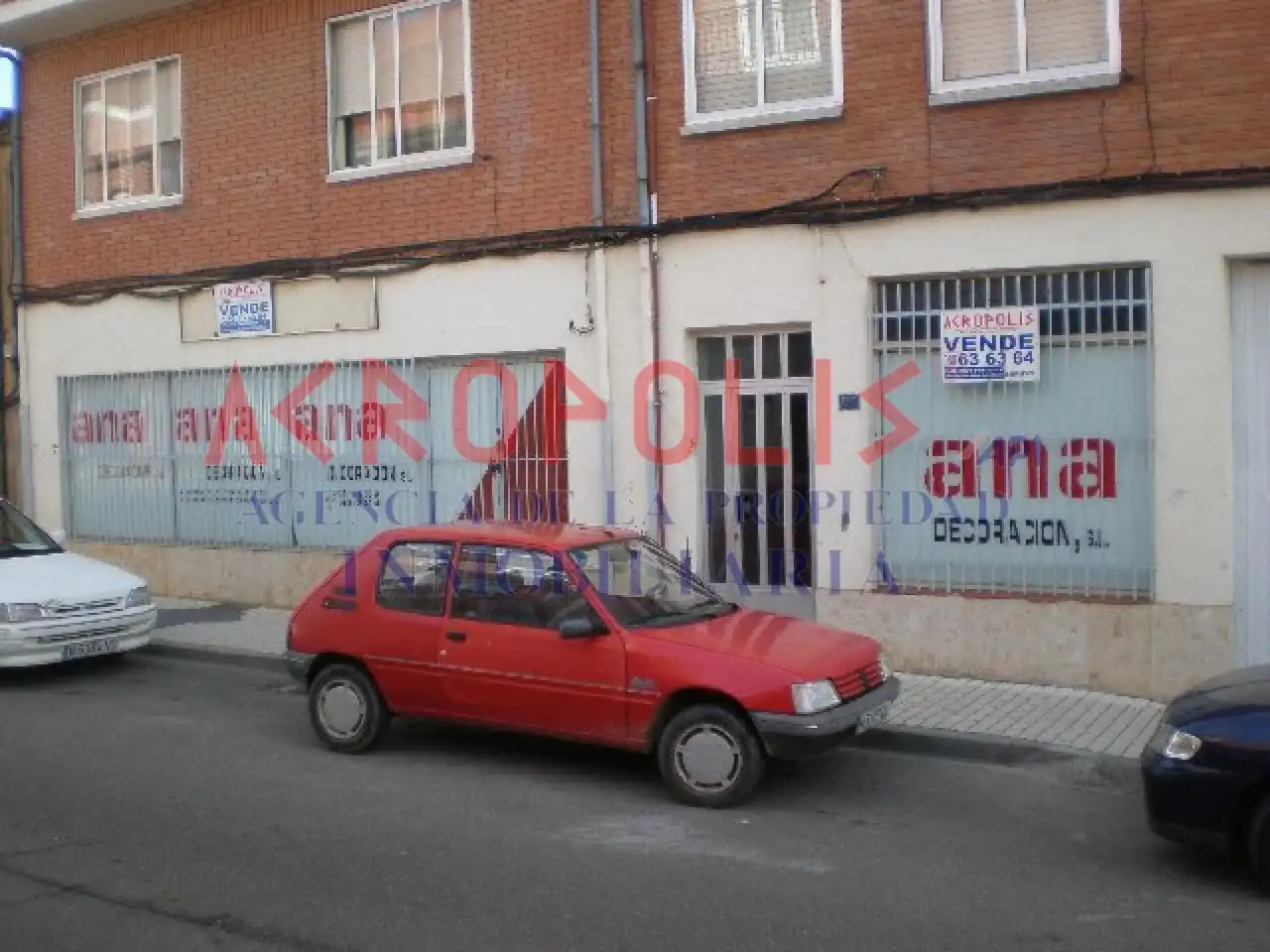 Business premises for sale in Calle Santa Clara 27