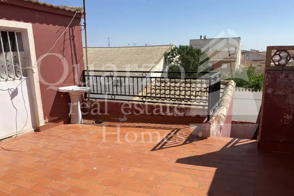 Terrasse von Einfamilien-Reihenhaus zum Verkauf in Barrax mit Terrasse und Balkon