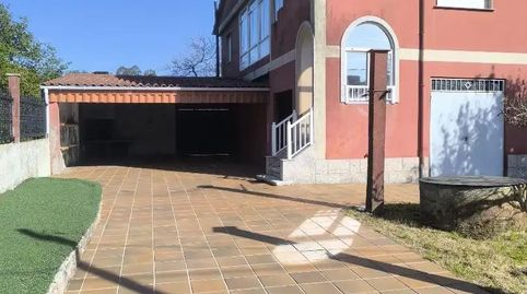 Foto 2 de Casa adosada en venda a Camino Lagoa, 9, Cabral - Candeán, Vigo