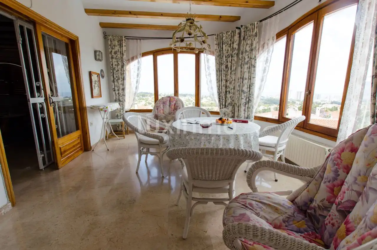 Villa avec piscine à vendre à Cometa