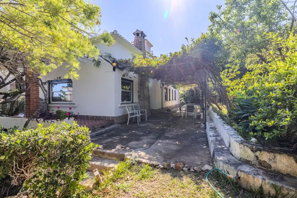 Detached house with garden for sale in Las Rotas / Les Rotes, imagen 13
