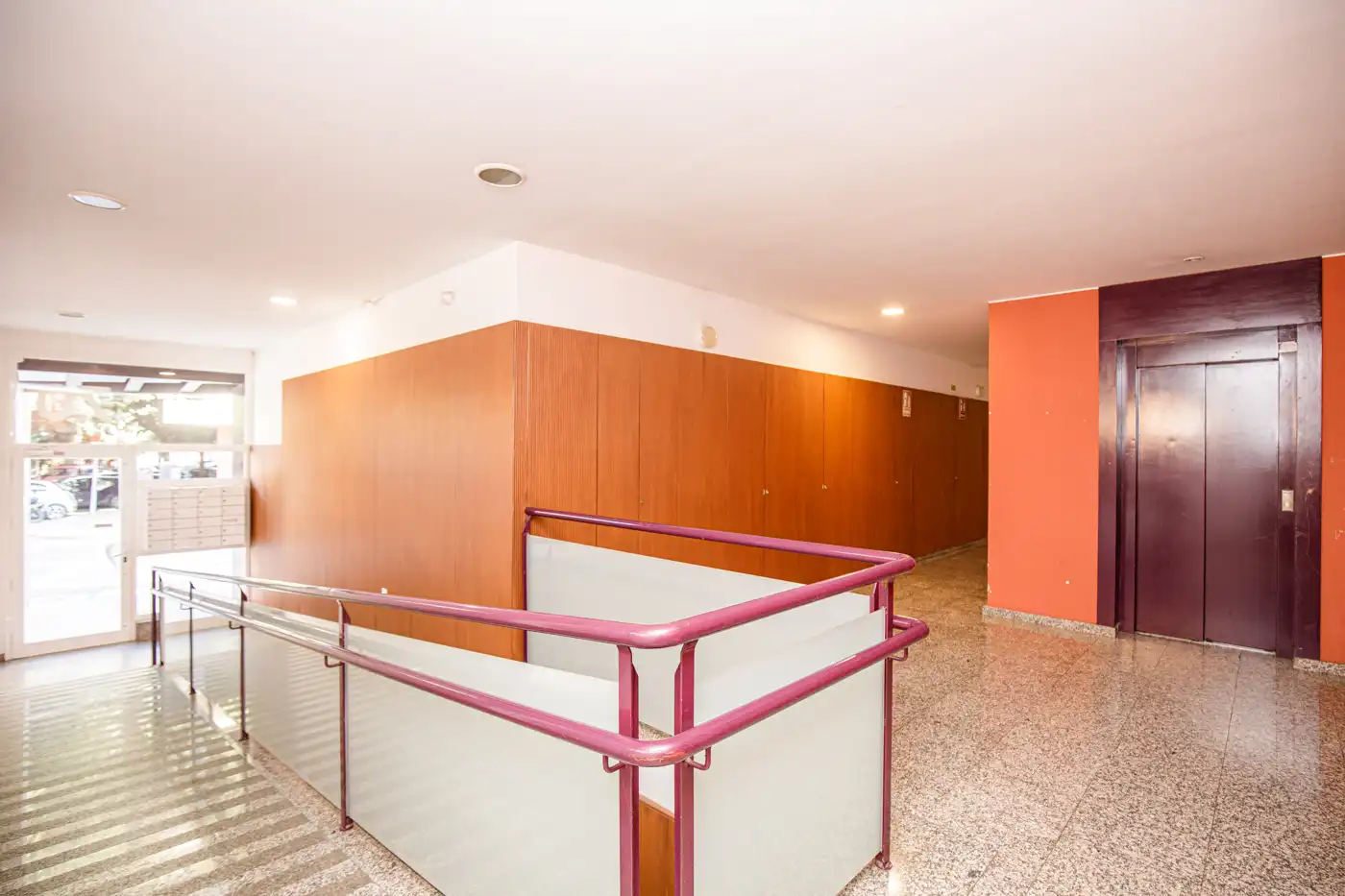Pis amb ascensor en venda a Av costabrava 70, imagen 31