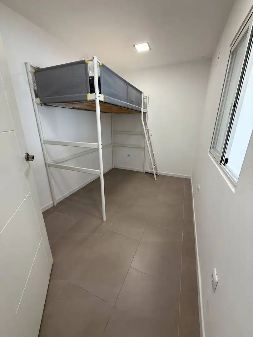Ground floor for rent in Rafelbuñol / Rafelbunyol, Valencia
