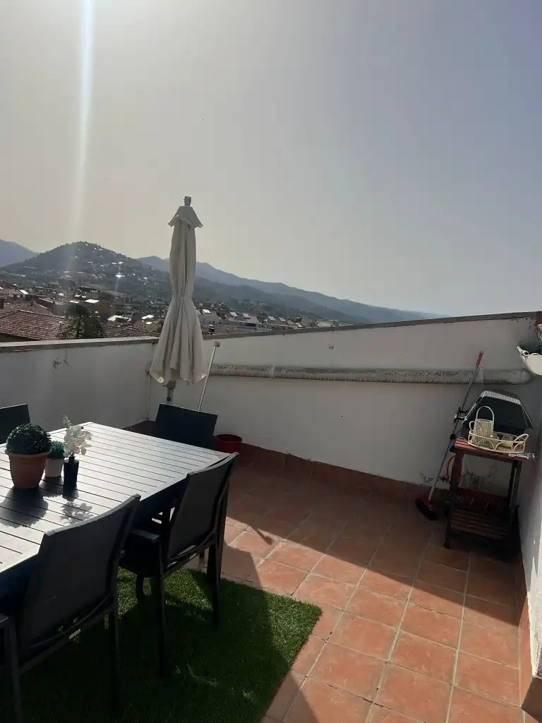 Terrassa de Àtic en venda en Berga amb Calefacció, Terrassa i Moblat