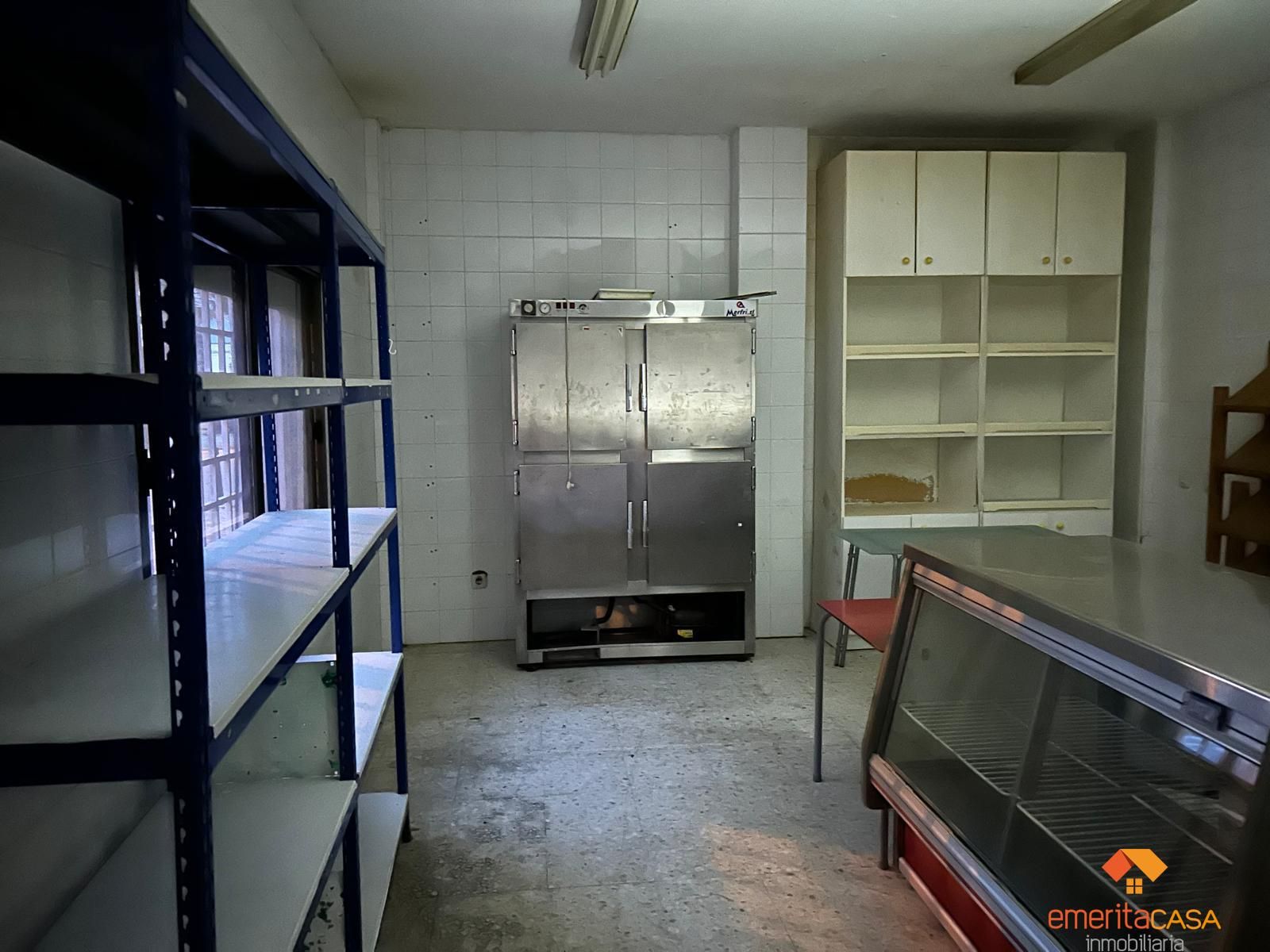 Cuina de Local de lloguer en Mérida