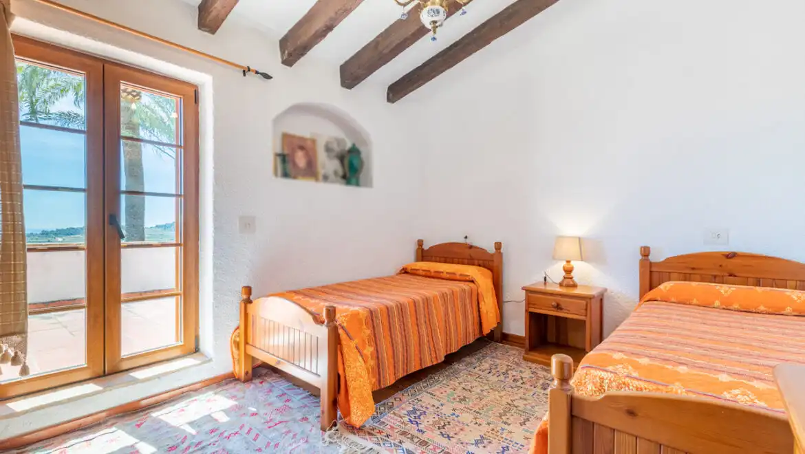 Habitación de Finca rústica en venta en Teulada con Calefacción, Jardín privado y Terraza