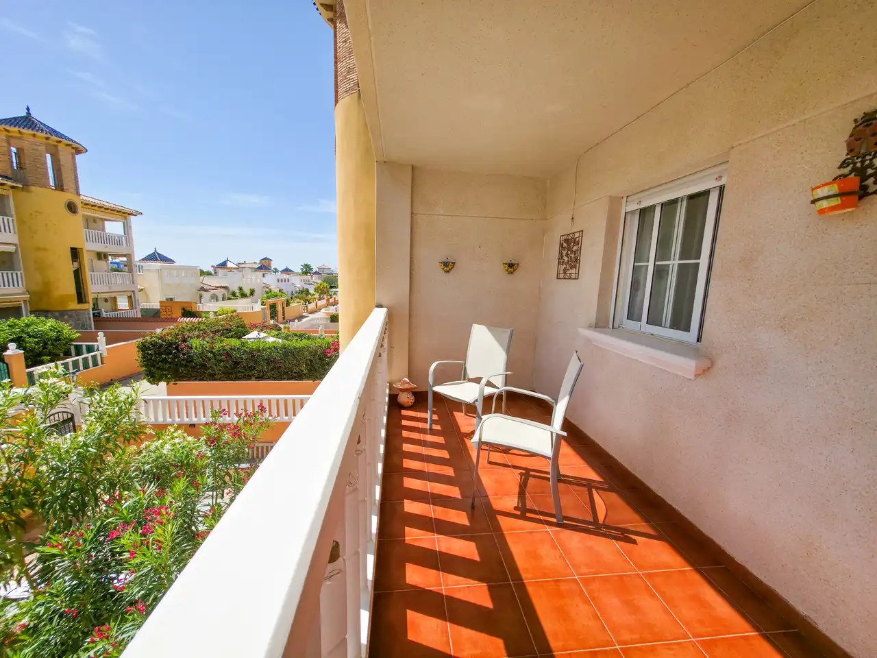 Terraza de Apartamento en venta en Orihuela con Amueblado, Horno y Lavadora