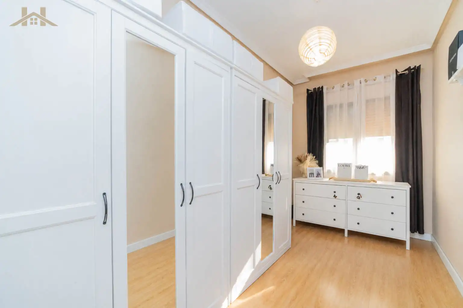 Bedroom of Duplexes for sale in Pinto  with Air Conditioner, Heating and Balcony