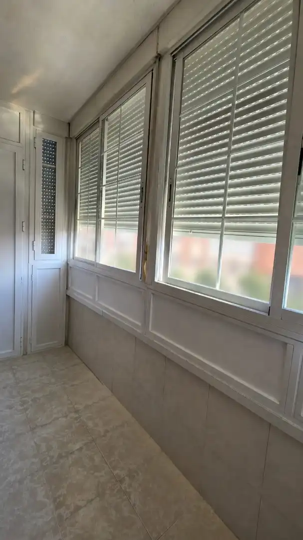 Bedroom of Flat for sale in Parla  with Air Conditioner, Heating and Terrace