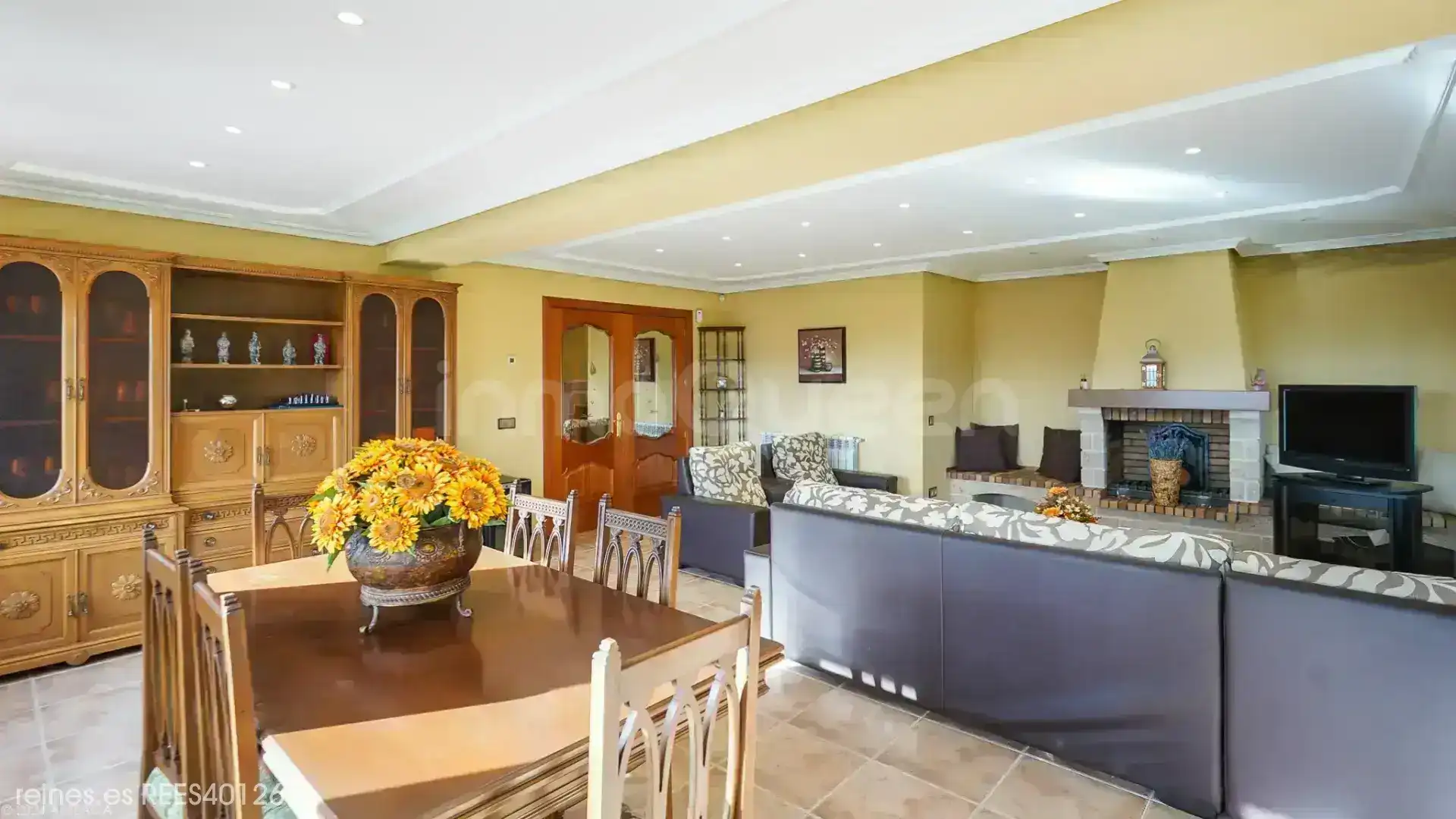 Sala d'estar de Casa o xalet en venda en Orusco de Tajuña amb Calefacció, Jardí privat i Terrassa