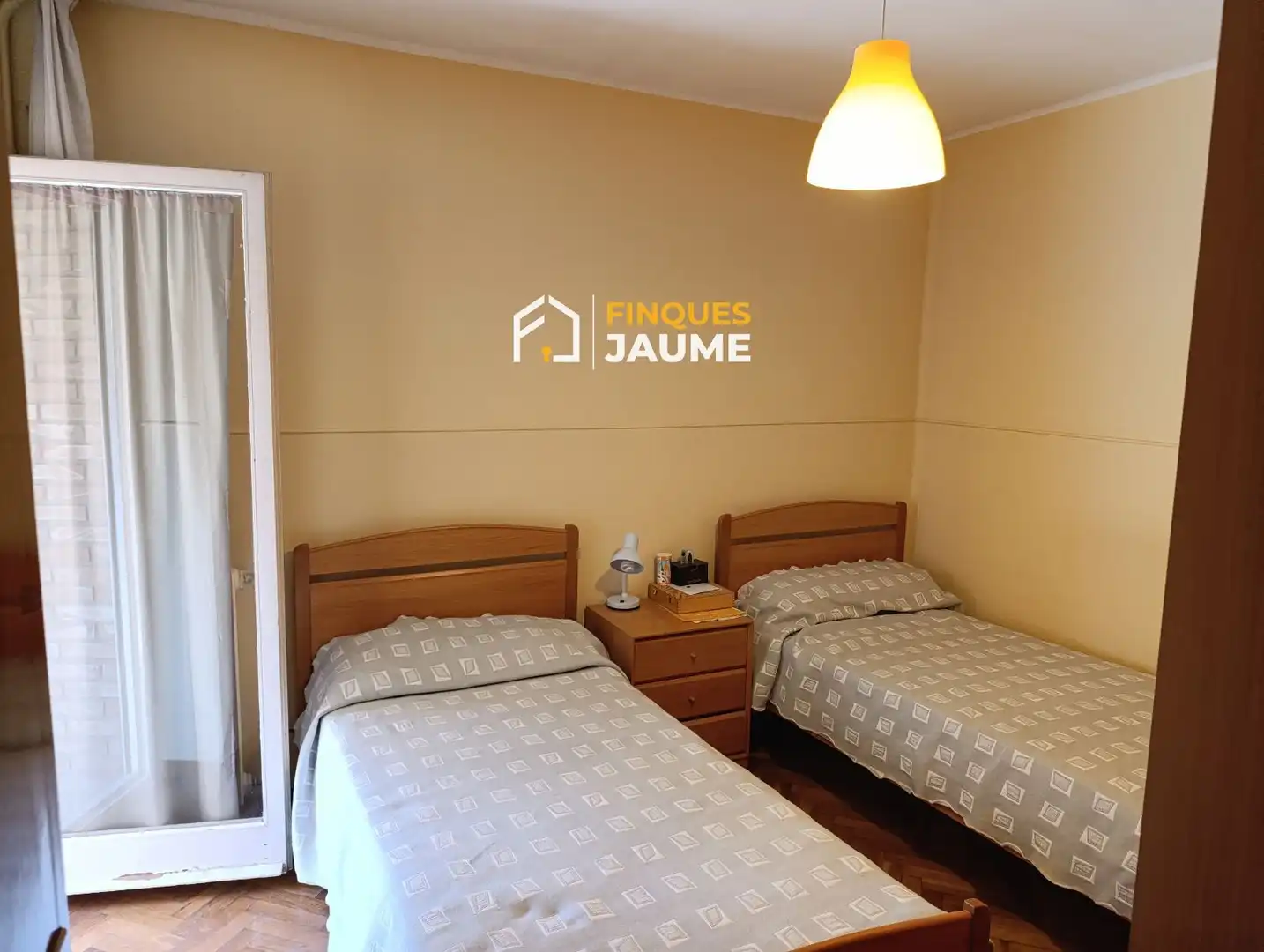 Habitación de Piso en venta en Lleida con Calefacción, Terraza y Trastero