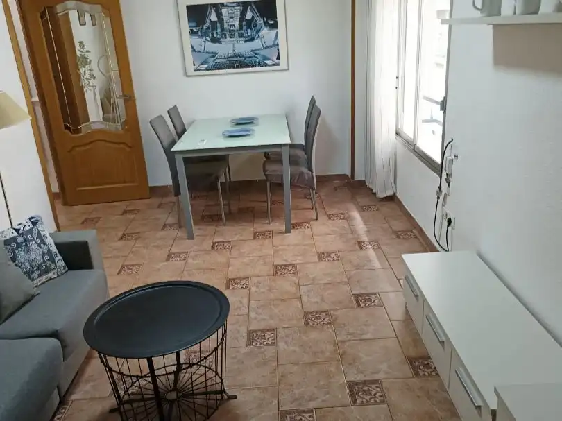 Apartament amb ascensor de lloguer a calle plesbitero baltasar carrasco 21, imagen 3
